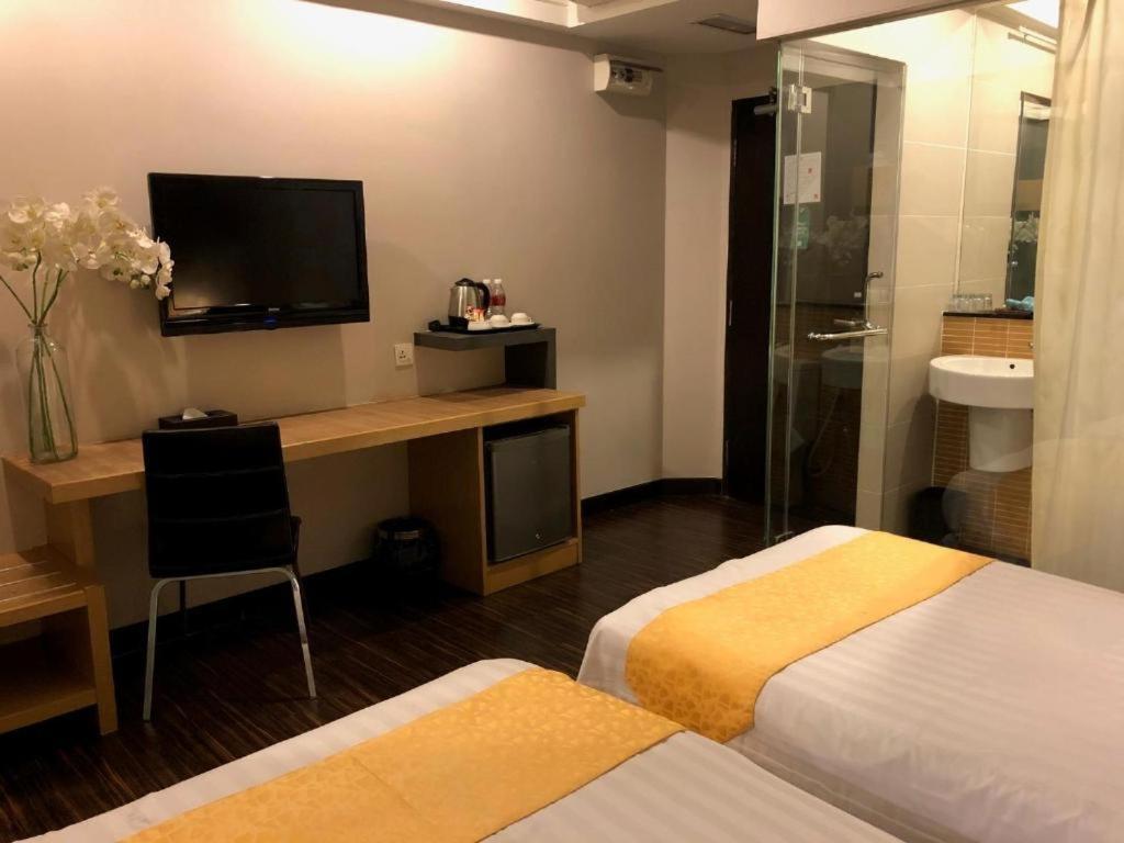 De Hotel Ипох Екстериор снимка