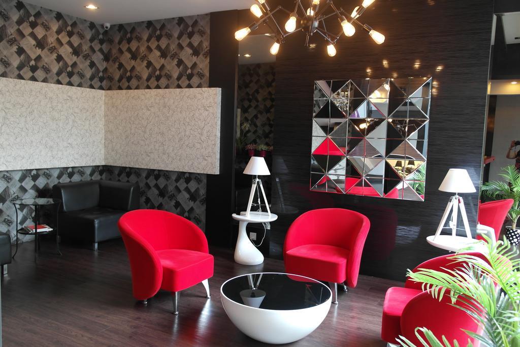 De Hotel Ипох Екстериор снимка
