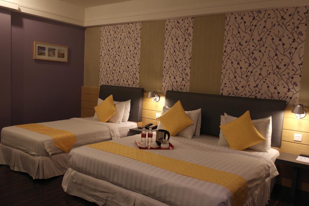 De Hotel Ипох Екстериор снимка