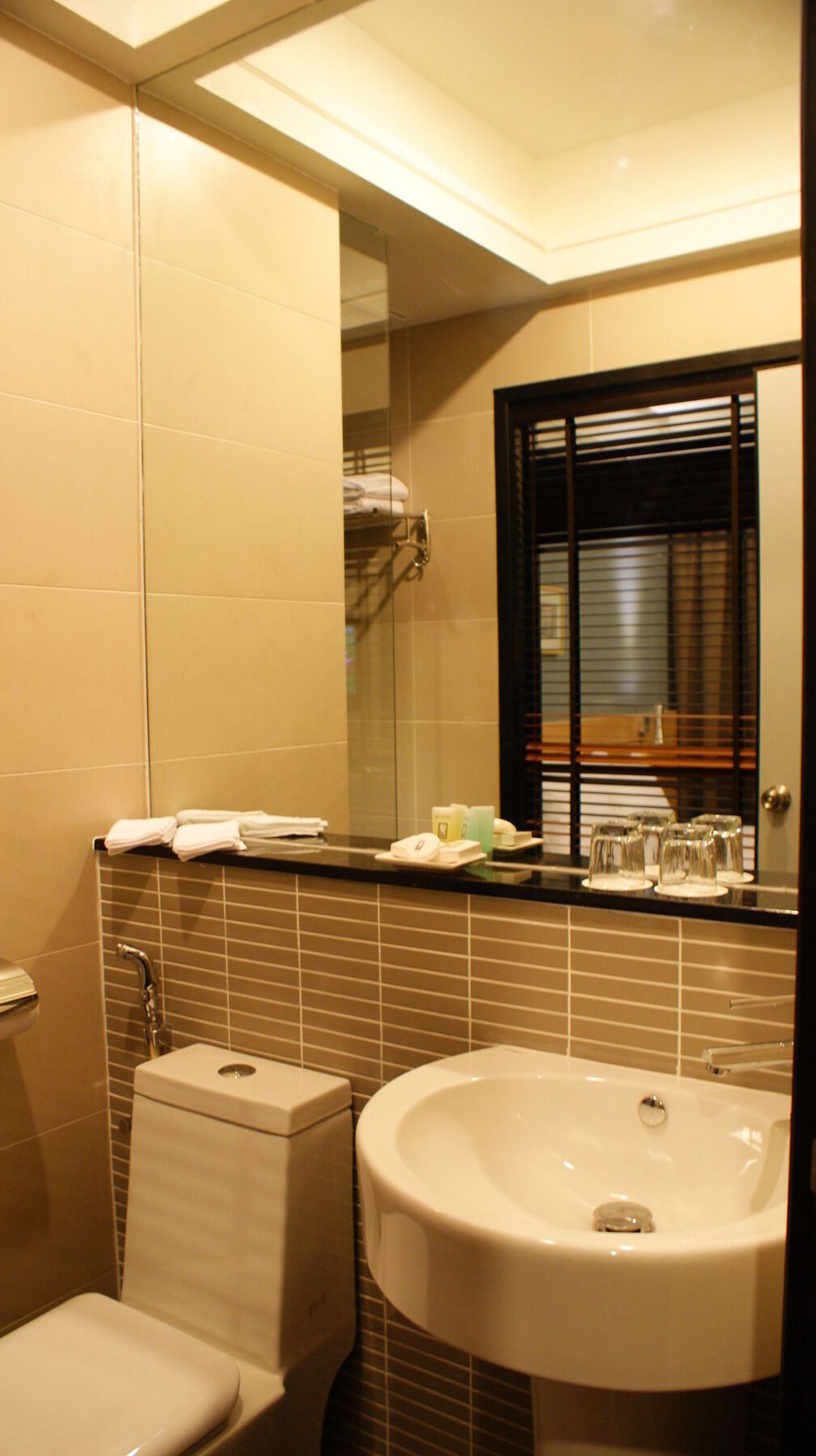 De Hotel Ипох Екстериор снимка
