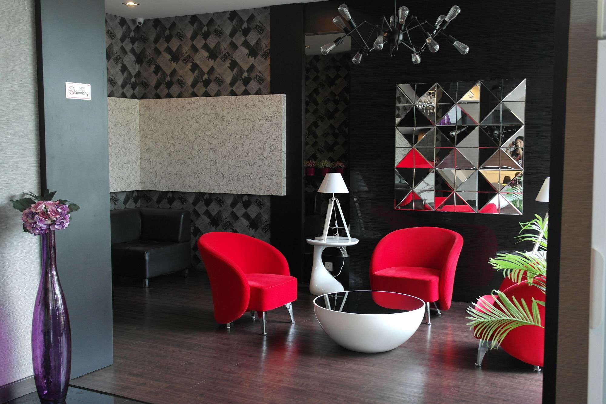 De Hotel Ипох Екстериор снимка